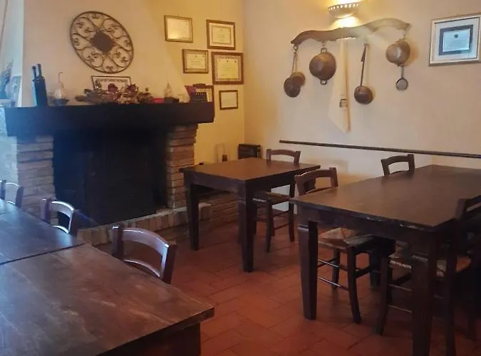 Santa Chiara Alojamento de Acomodação e Pequeno-almoço Il Poggio